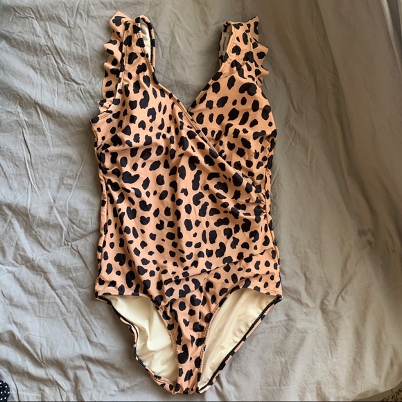 SOLD Leopard lady swimmer shop Zoco - Picture 4 of 9